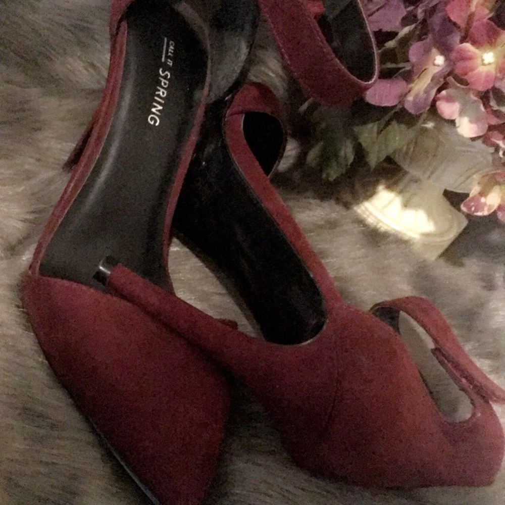 Burgundy Call it spring heels .